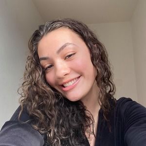 Meet your Posher, Sophia